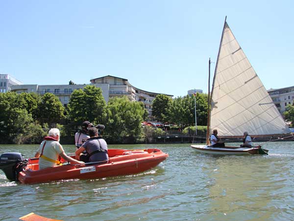 tournage pour Echappées Belles à l’Atelier SEQUANA et sur la Seine devant la Gare d’Eau