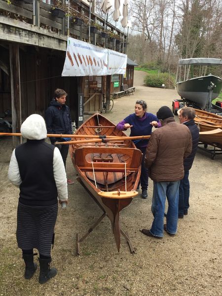 Les postures du rameur : démonstration au sol